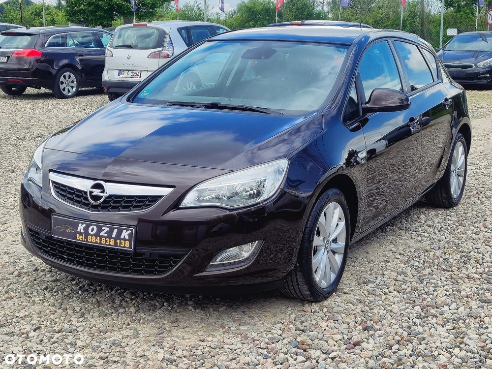 Opel Astra 1.4 Turbo Color Edition - 4