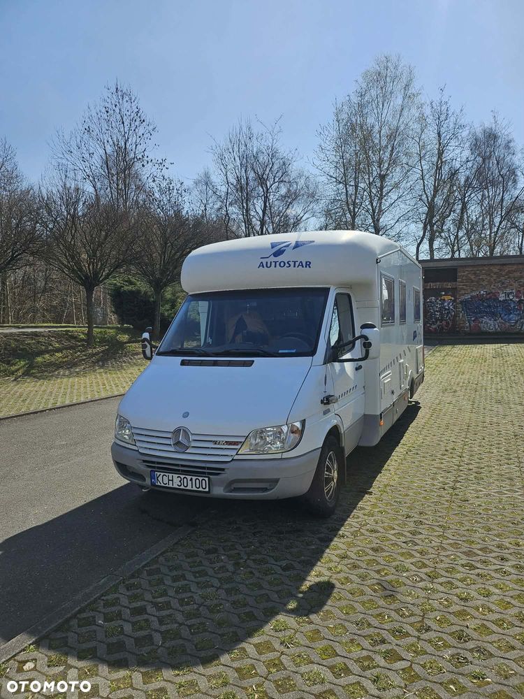 Mercedes-Benz Sprinter - 1