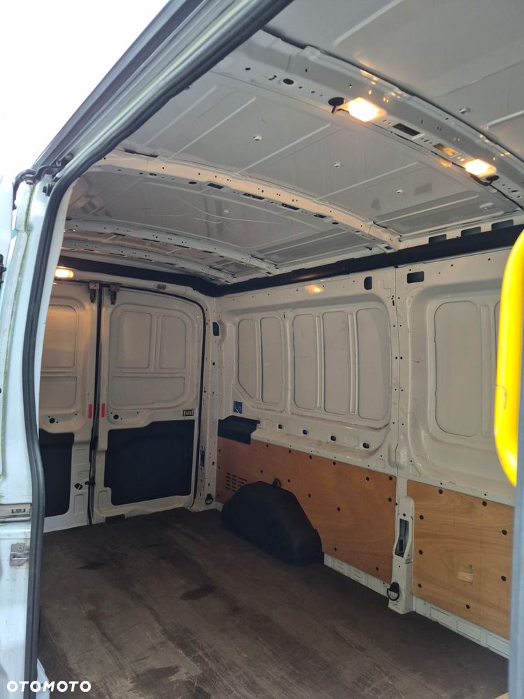 Ford Transit - 5