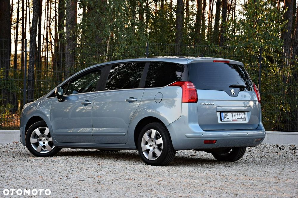 Peugeot 5008 - 19