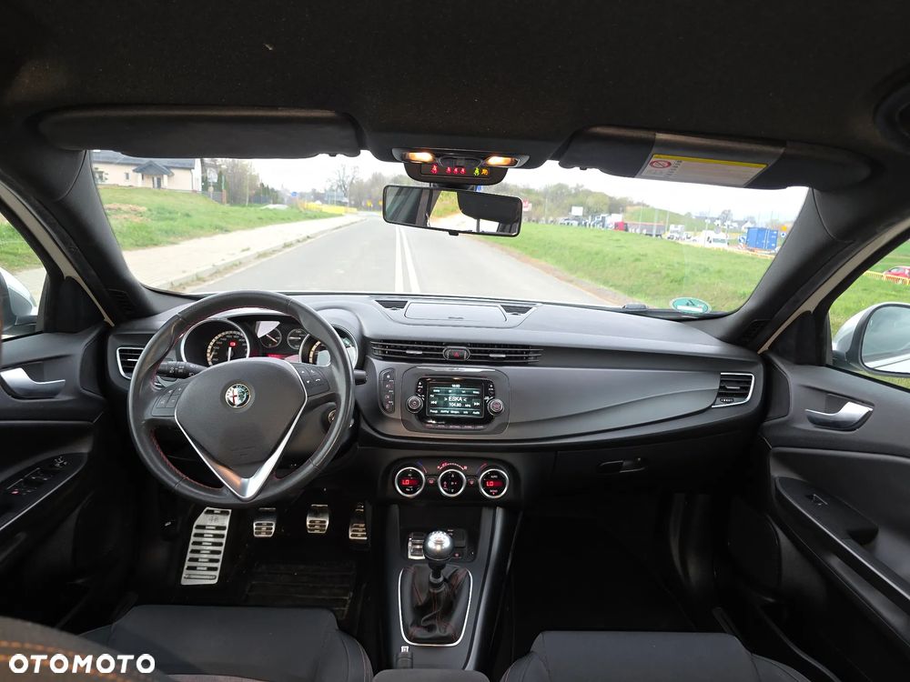 Alfa Romeo Giulietta 1.4 TB 16V Turismo - 5