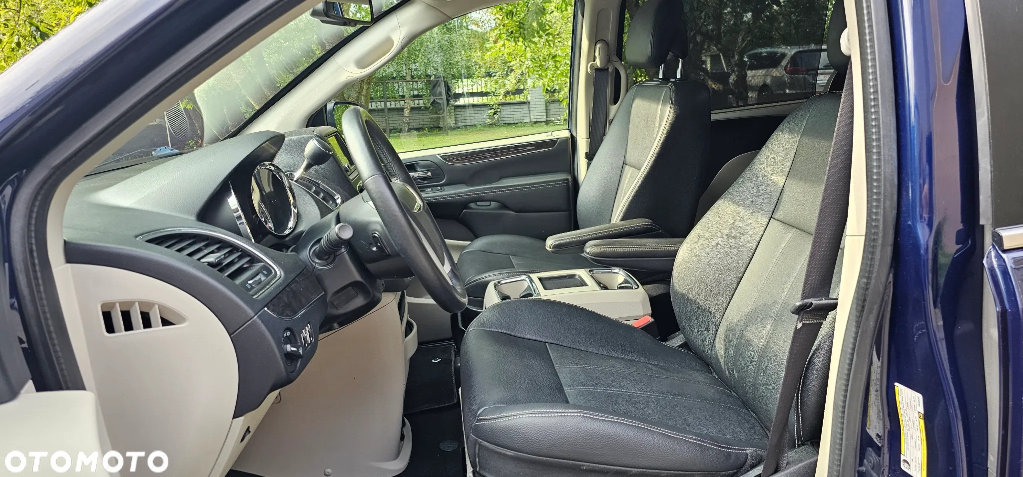 Chrysler Town & Country 3.6 Touring - 11