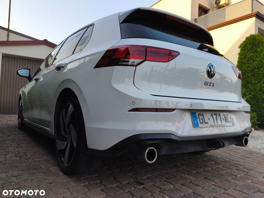 Volkswagen Golf - 19