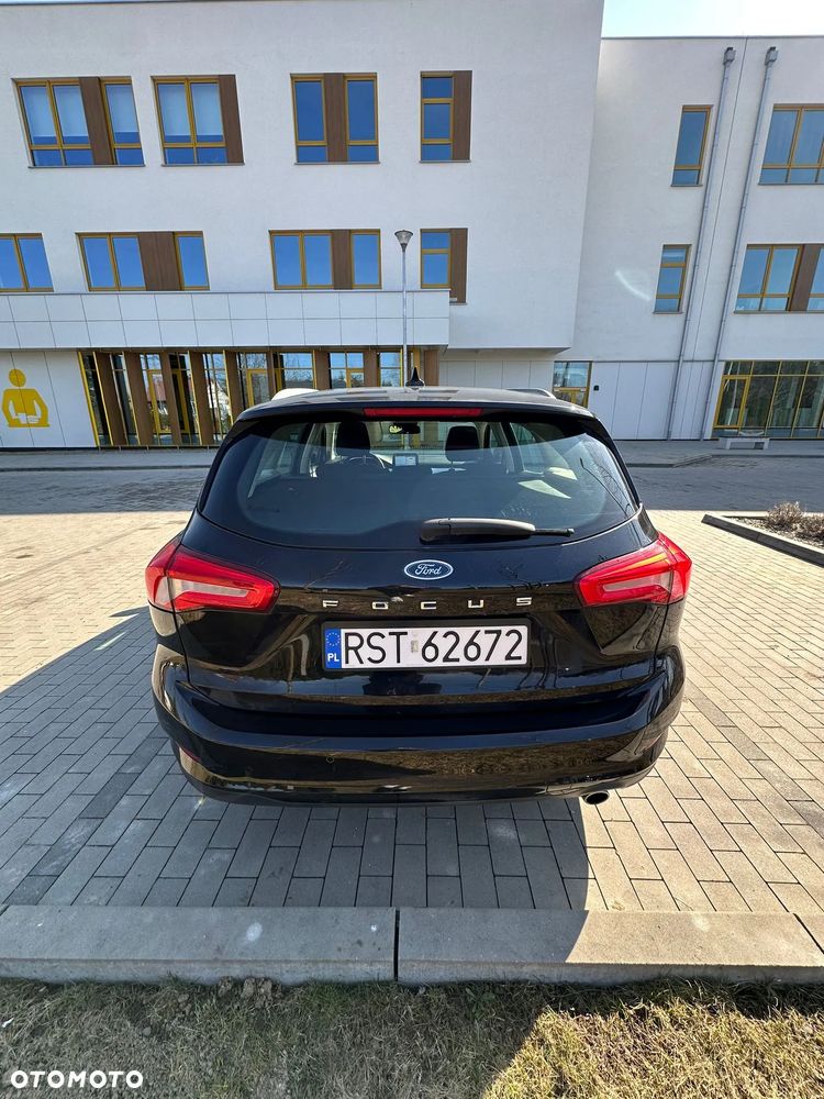 Ford Focus 1.5 EcoBlue STart-Stopp-System TITANIUM - 6