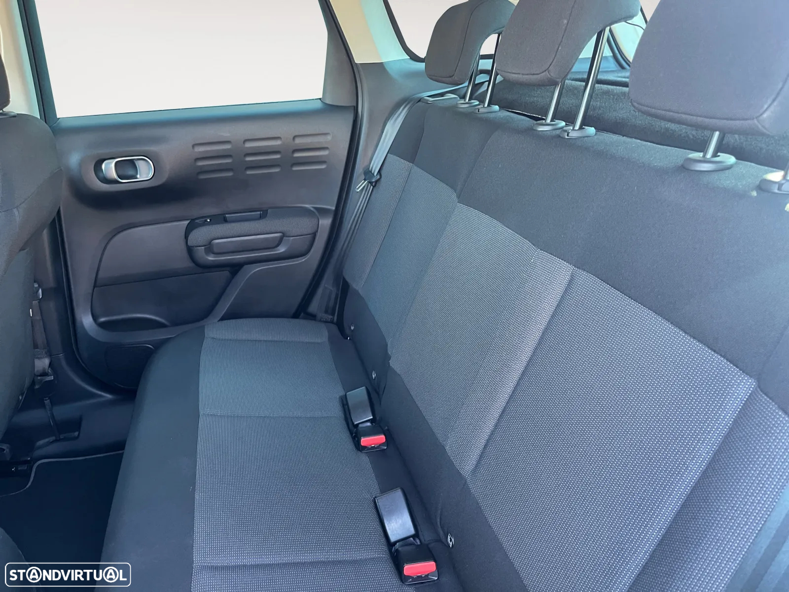 Citroën C3 Aircross 1.2 PureTech C-Series - 15