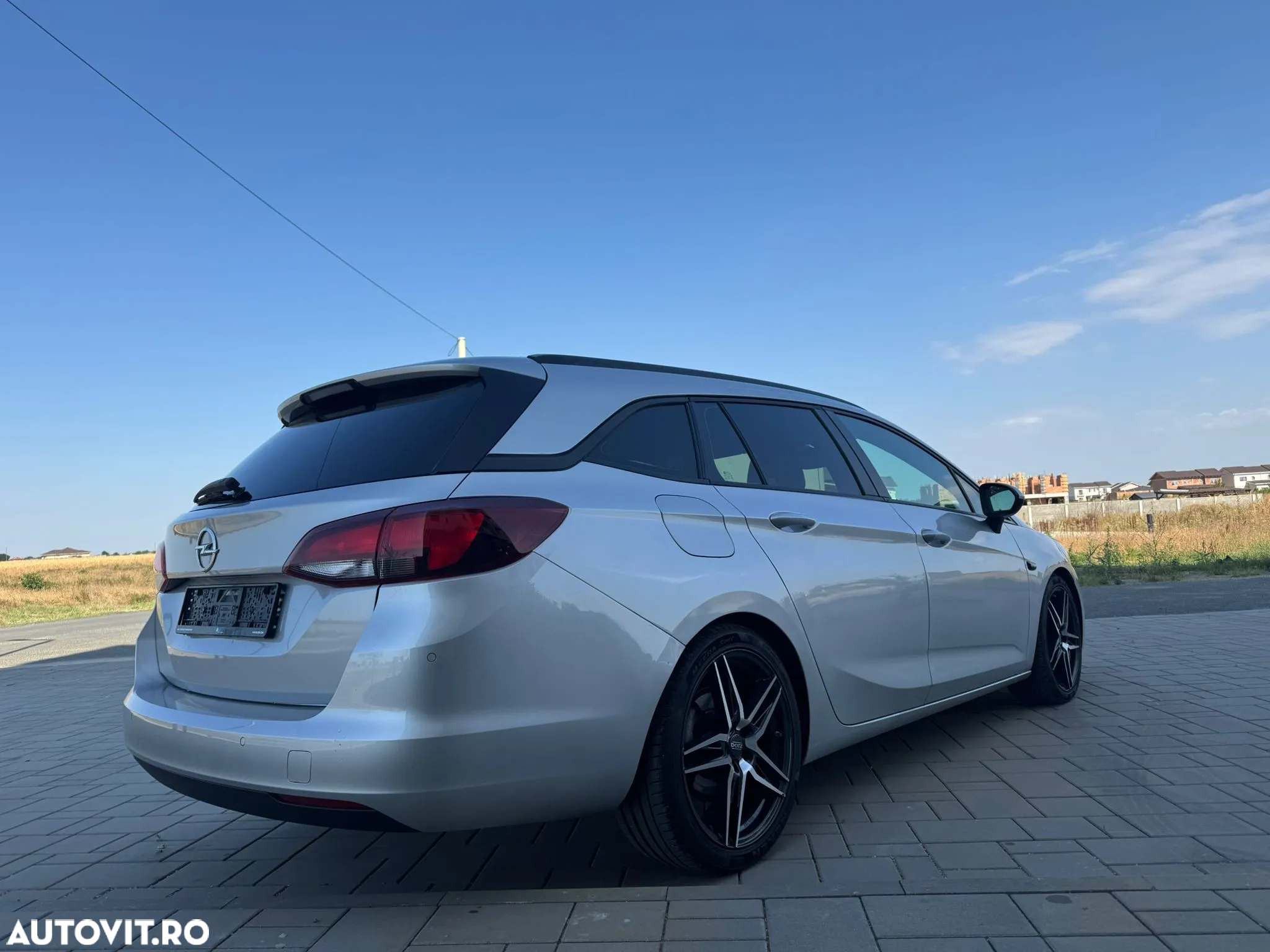 Opel Astra 1.5 D Start/Stop Sports Tourer Edition - 5