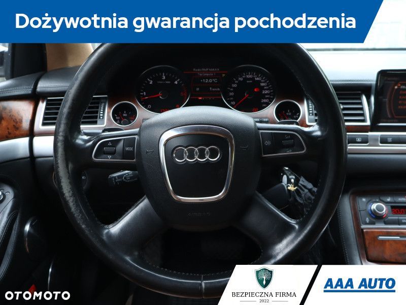 Audi A8 - 23