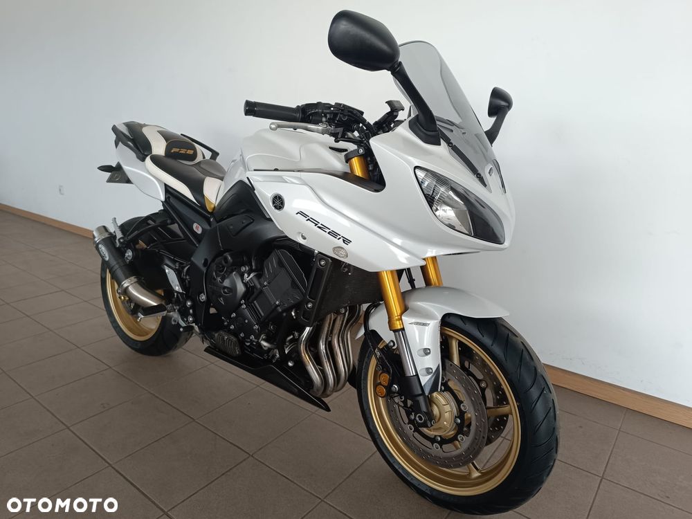 Yamaha FZ8 - 1