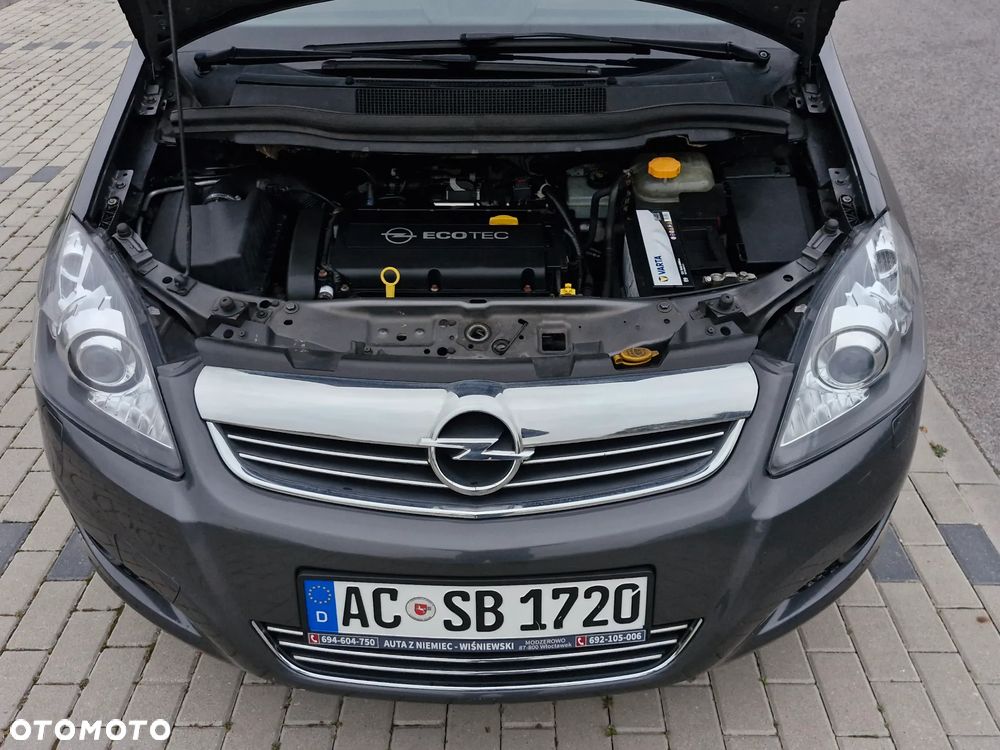 Opel Zafira 1.8 Cosmo - 20