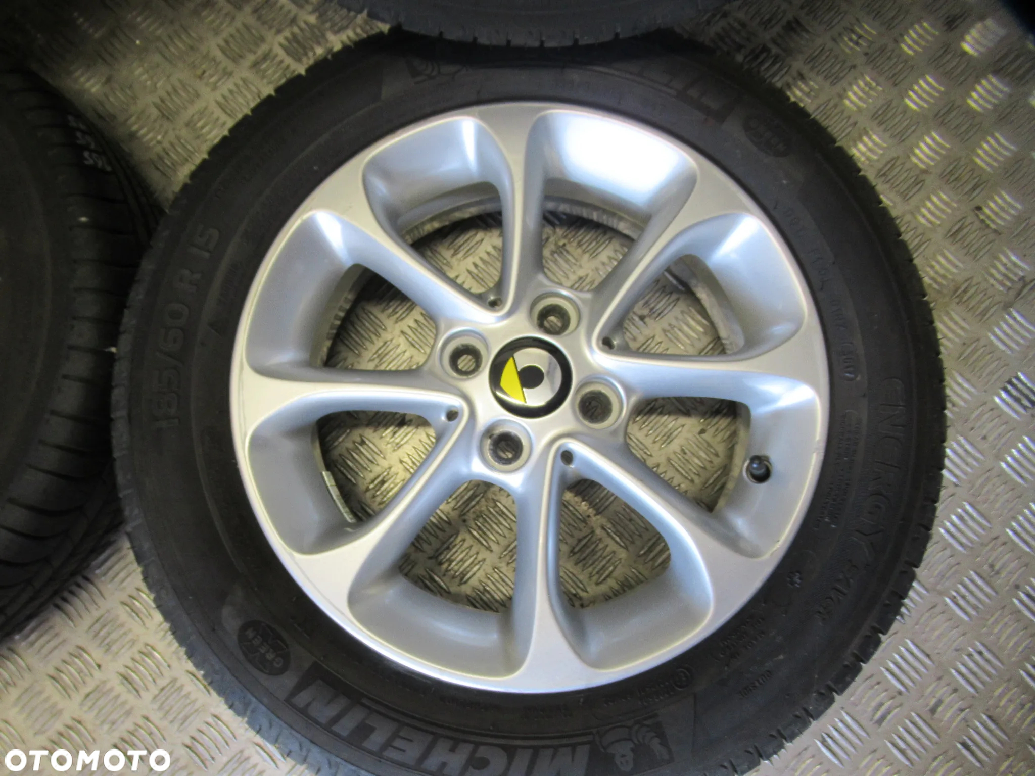 Koła Smart ForFour ForTwo Twingo III 5Jx15 et32 5,5Jx42 4x100 - 3