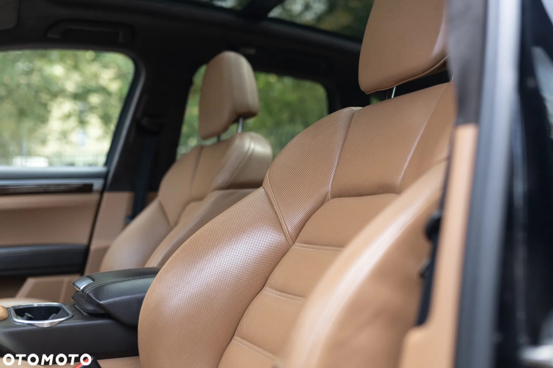 Porsche Cayenne Turbo - 11