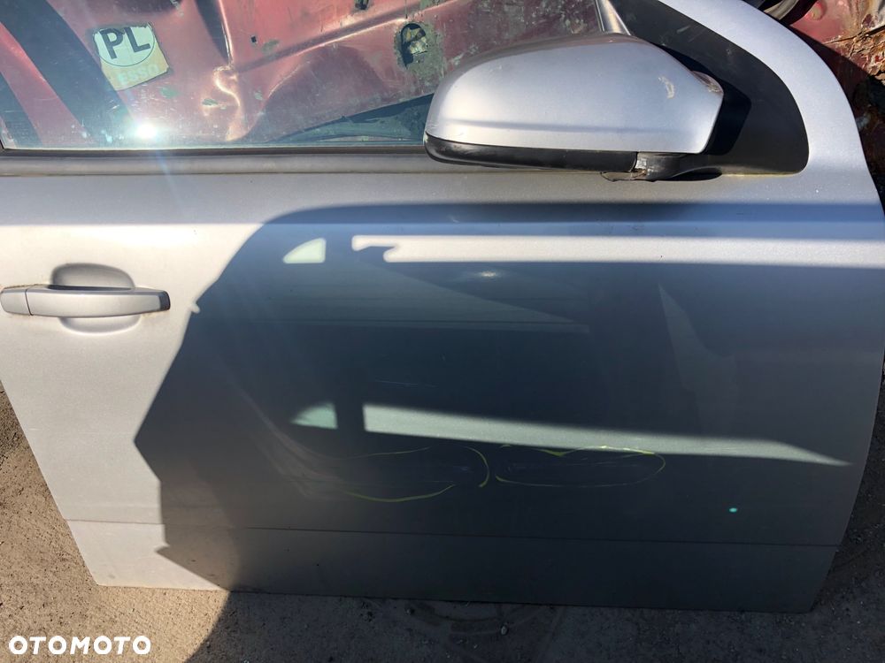 Drzwi przód przednie tył tylne prawe Opel astra H kombi