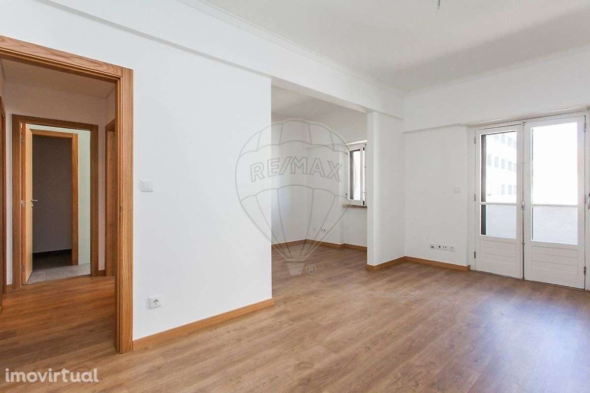 Apartamento T3 para arrendamento - Grande imagem: 2/45