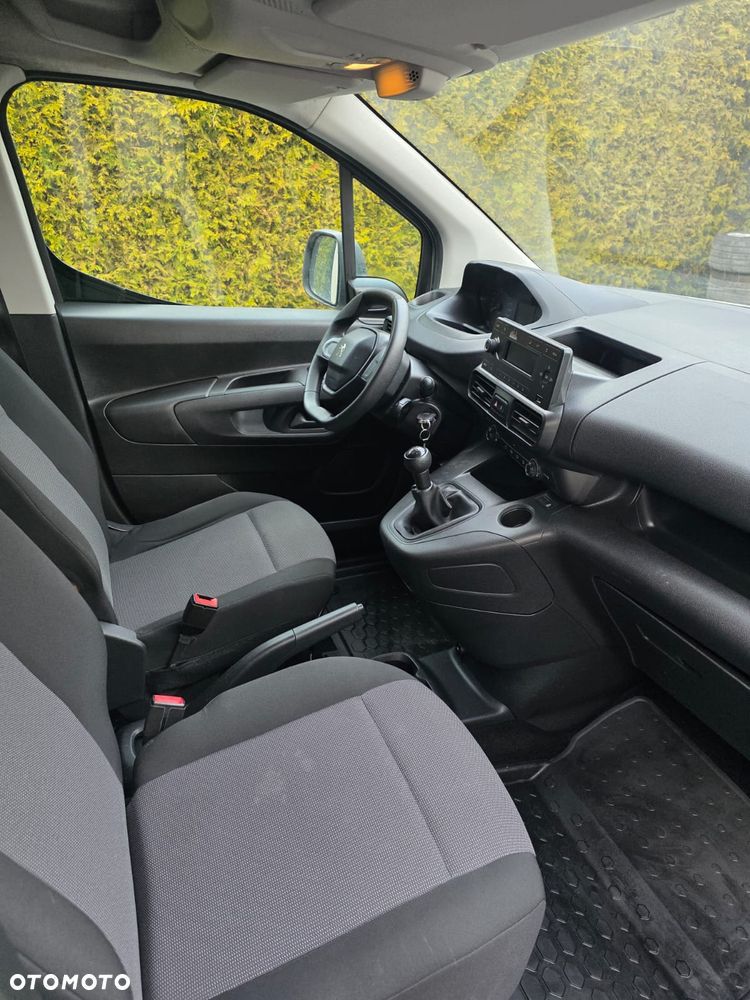 Peugeot Partner - 11