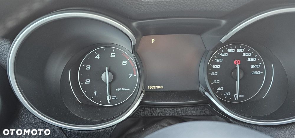 Alfa Romeo Stelvio 2.0 Turbo TI Q4 - 8