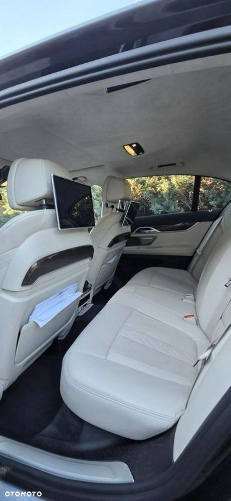 BMW Seria 7 730d - 13