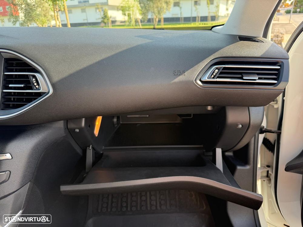 Peugeot 308 1.6 BlueHDi Active - 22