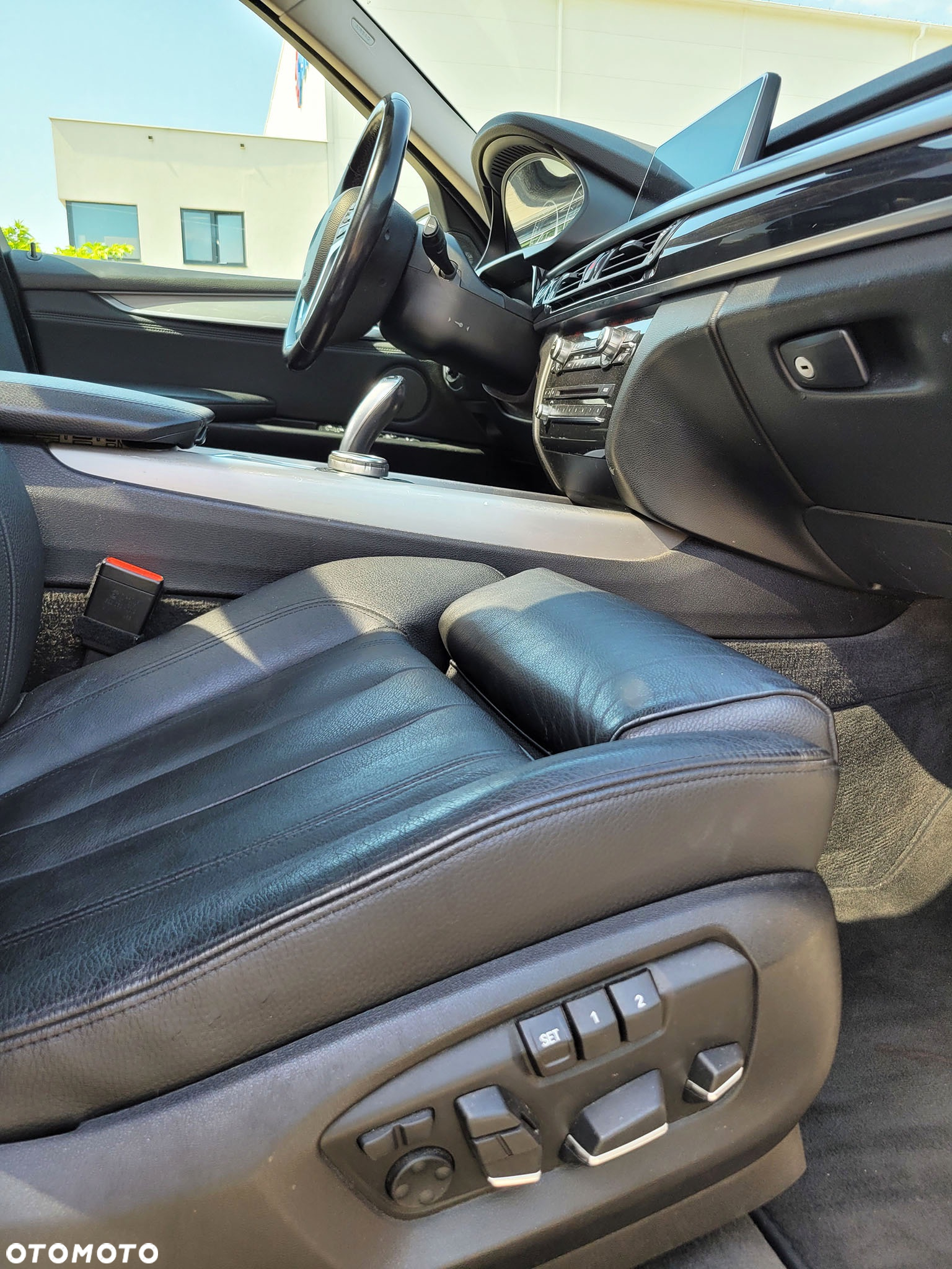 BMW X5 xDrive35i - 12