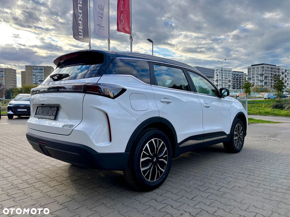 Chery Tiggo 7 1.5 T-GDI Super Hybrid Select DHT - 9