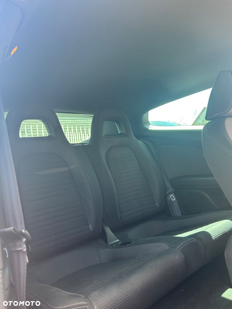 Volkswagen Scirocco ver-2-0-tsi-dsg - 15