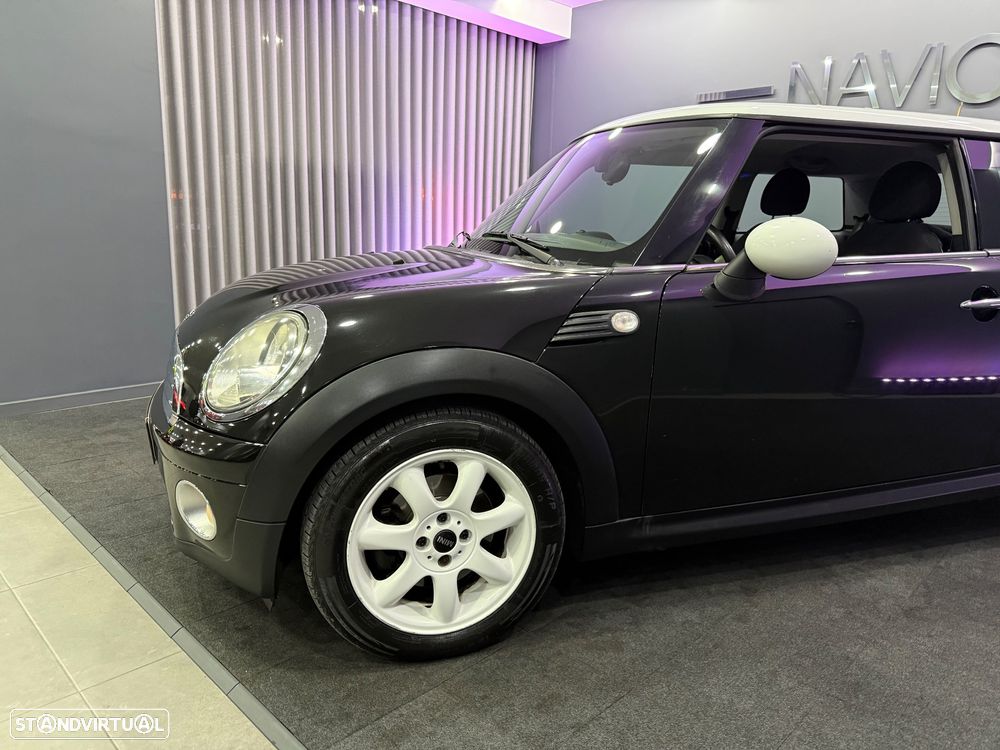 MINI 3 Portas Cooper D - 10