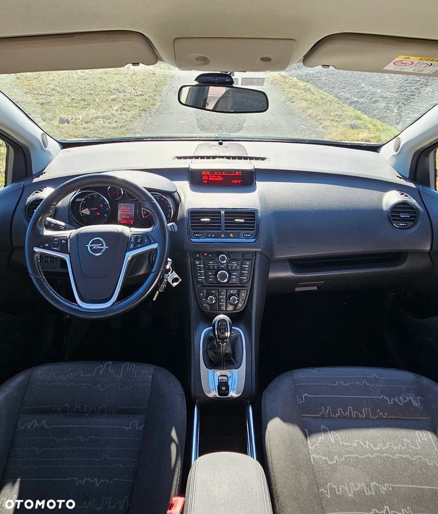 Opel Meriva - 12