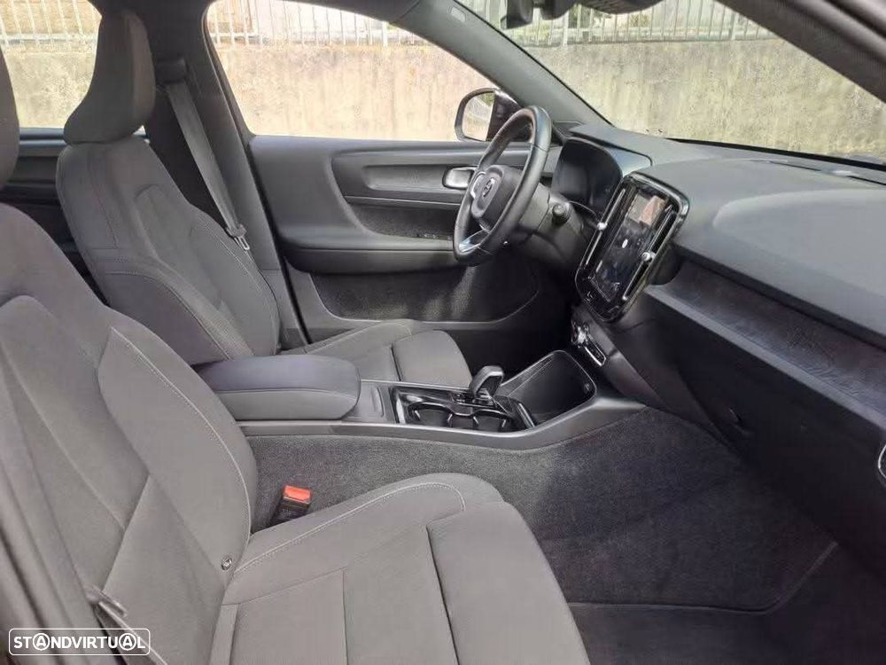 Volvo XC 40 Recharge Plus - 12