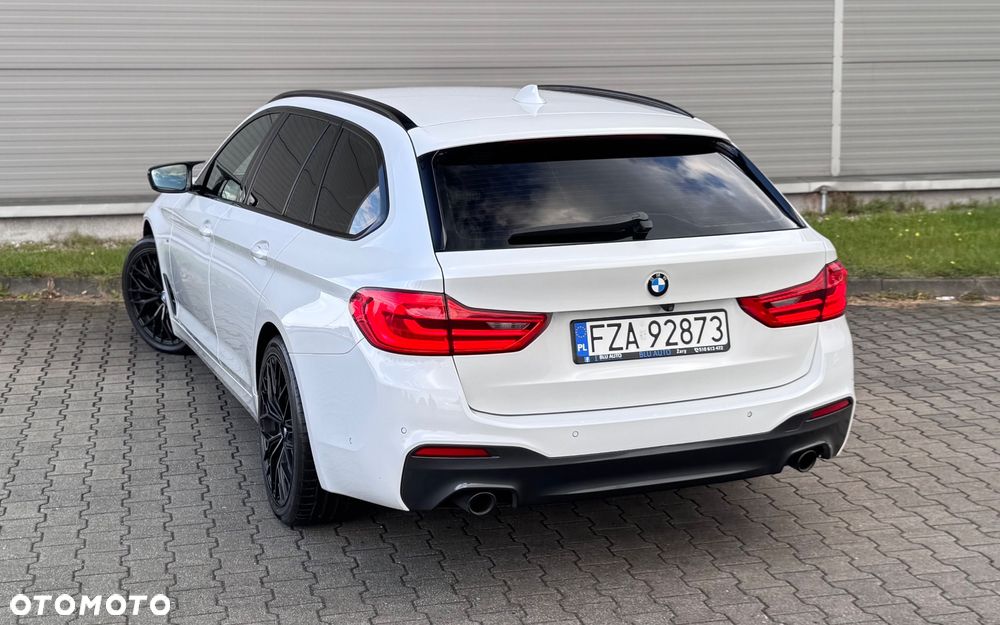 BMW Seria 5 520d Touring M Sport Edition - 17