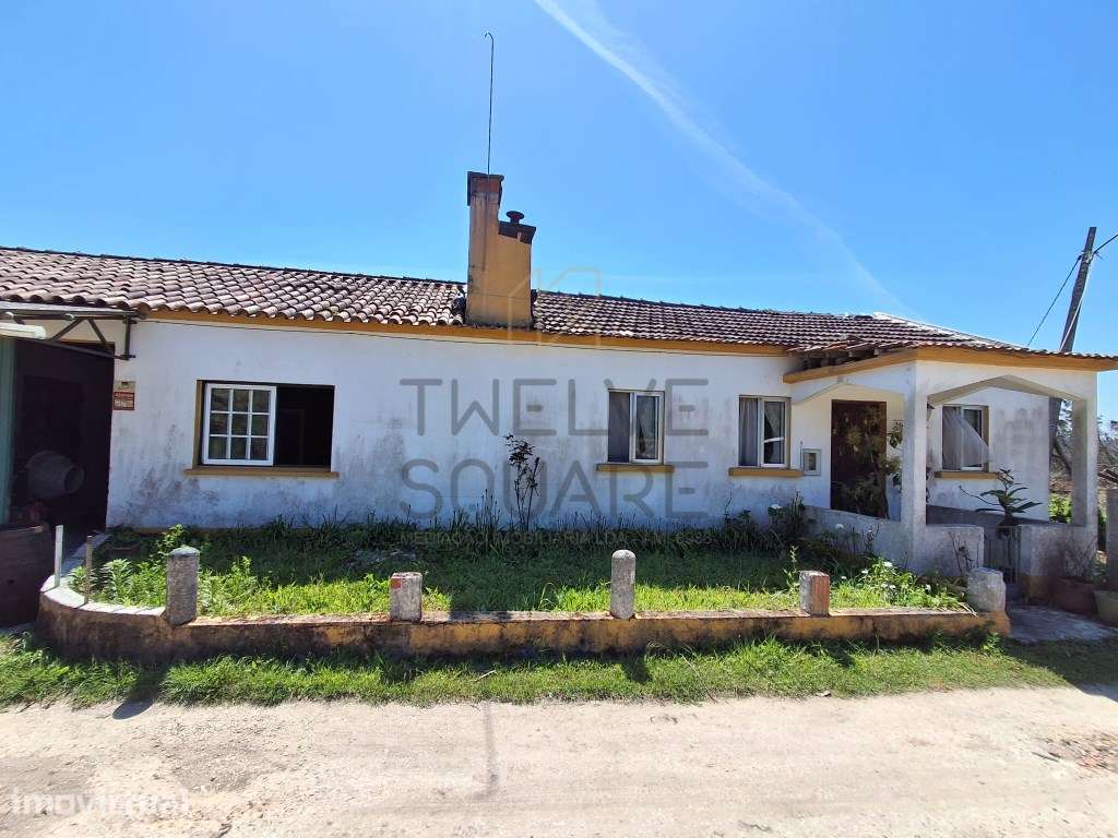 Moradias antigas área const. 382, terreno 7700m2 Potencial de Renta... - Grande imagem: 4/13