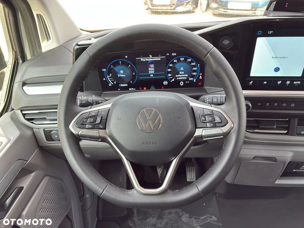 Volkswagen Caravelle - 21