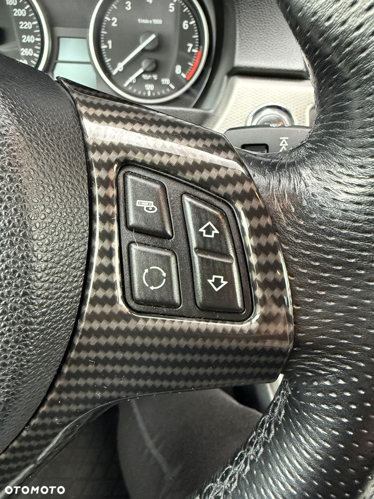 BMW Seria 3 325i - 10