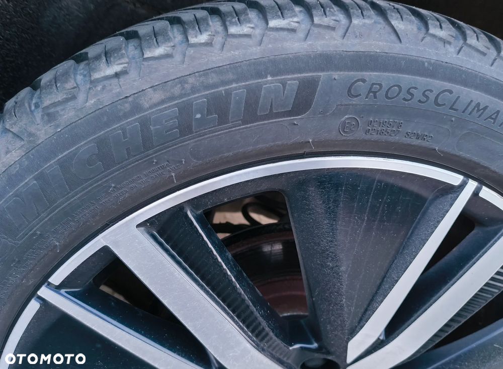 Peugeot 5008 PureTech 130 EAT8 Stop & Start GT - 34