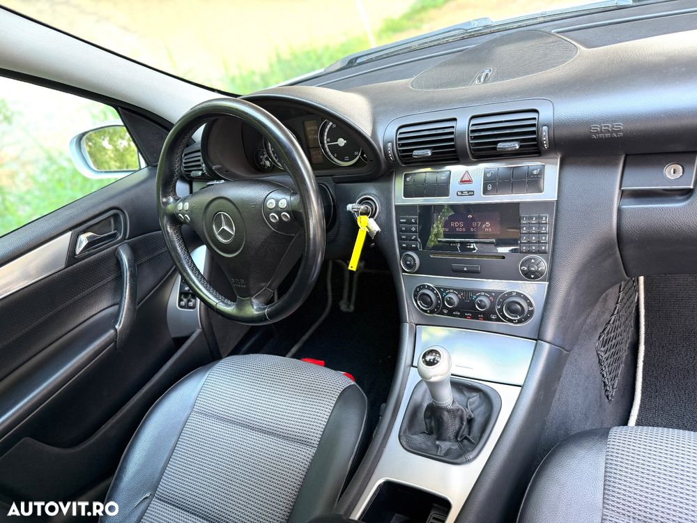 Mercedes-Benz C - 9
