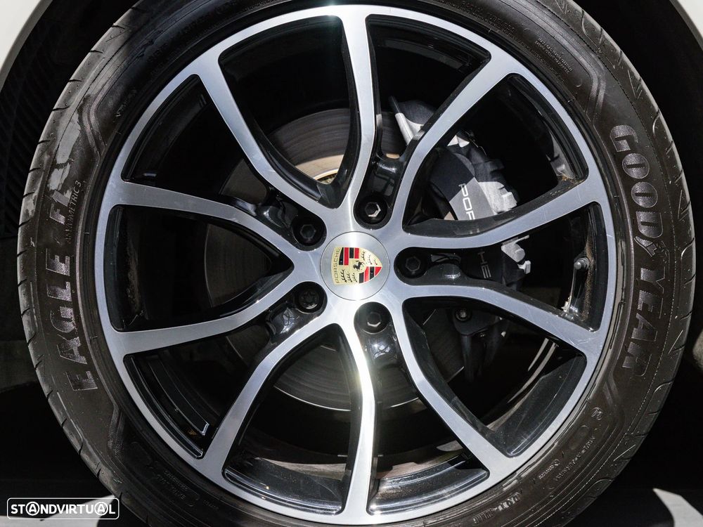 Porsche Cayenne Coupé E-Hybrid Platinum Edition - 15