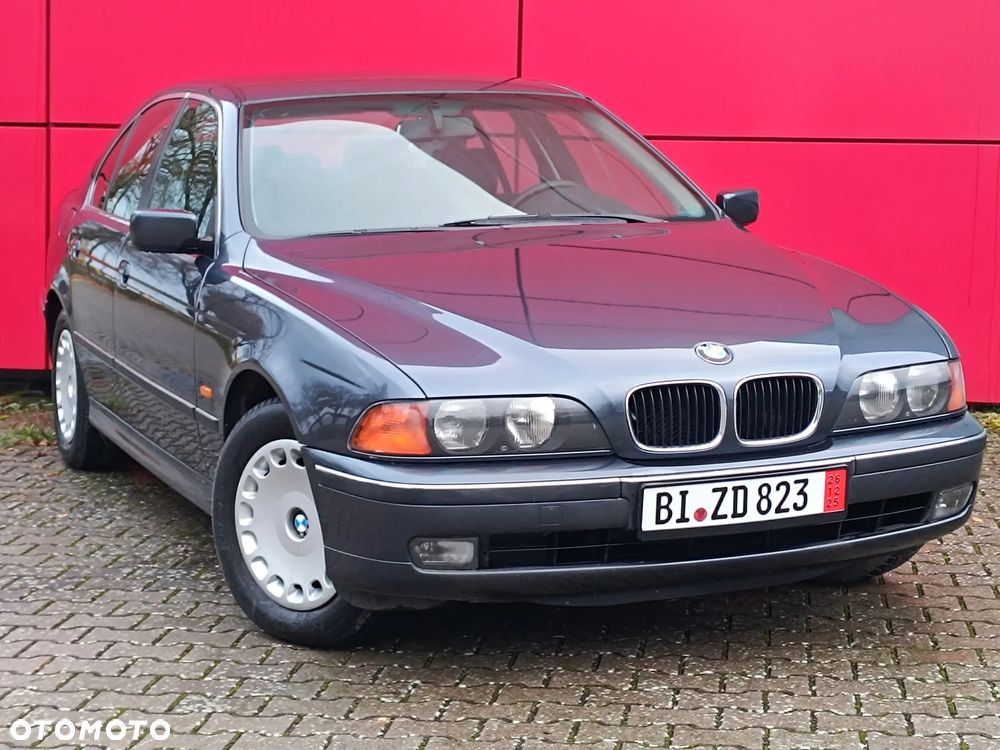 BMW Seria 5 523i - 14