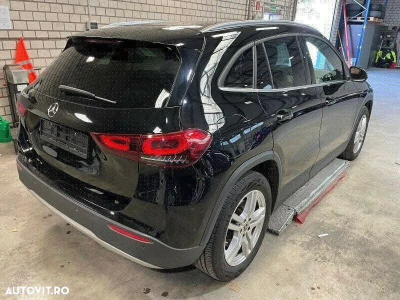 Mercedes-Benz GLA 250 e 8G-DCT Edition Plug-in-Hybrid - 4