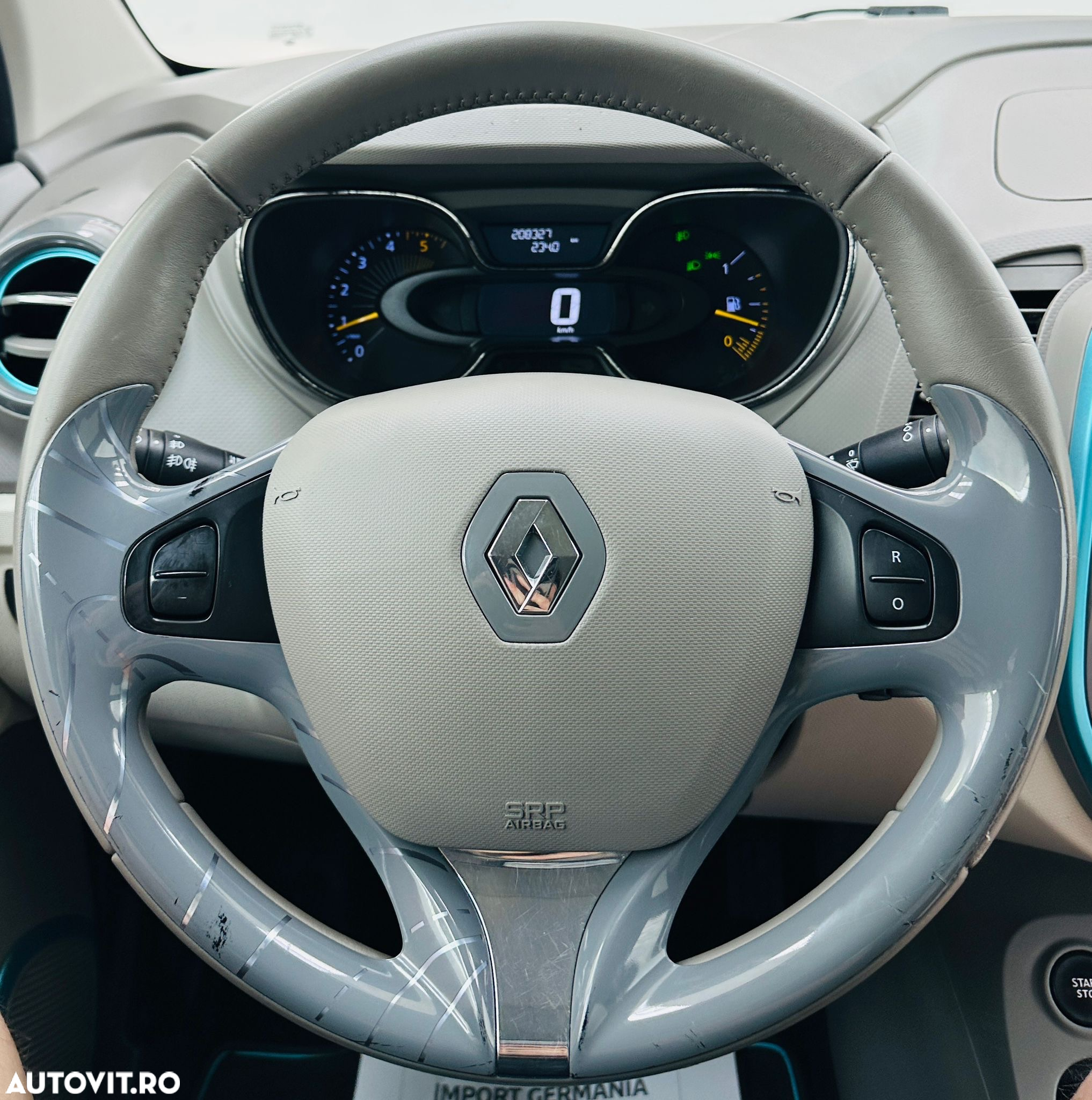 Renault Captur - 37