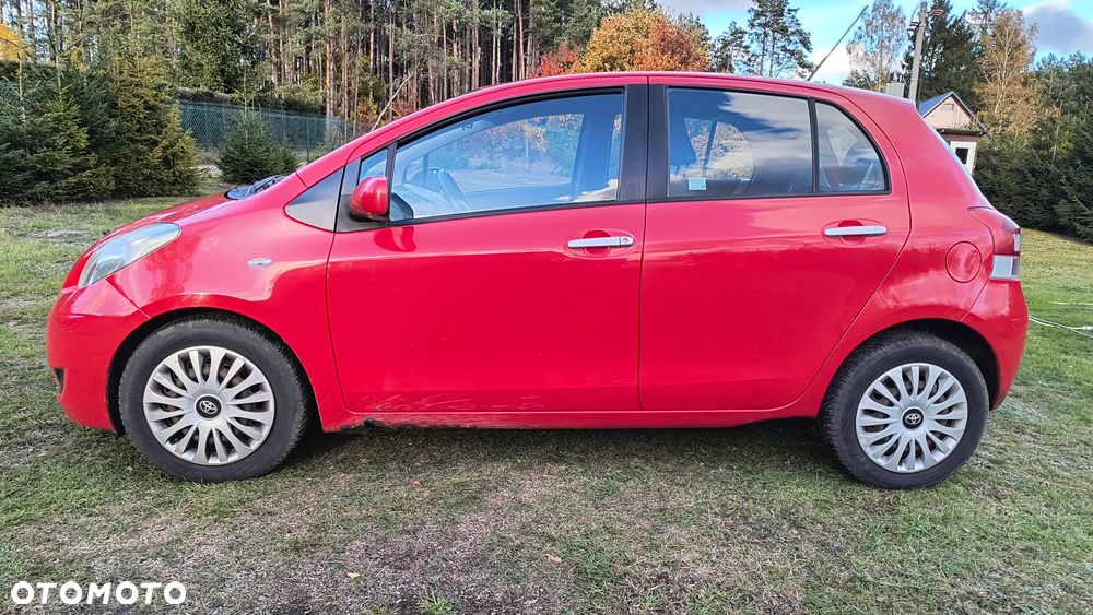 Toyota Yaris - 2