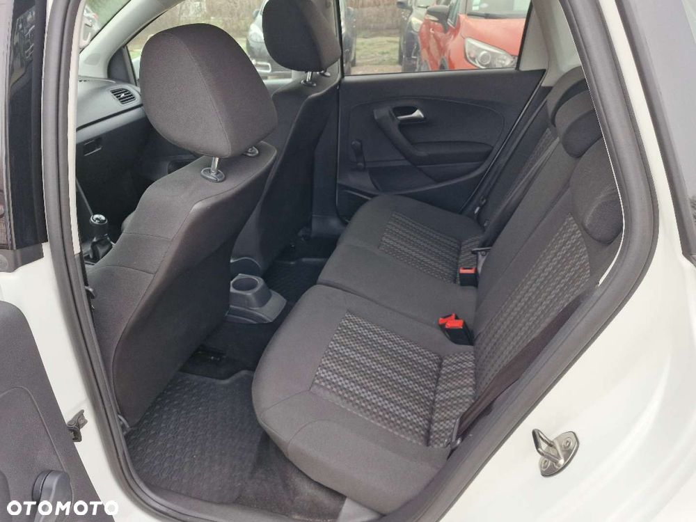 Volkswagen Polo - 18