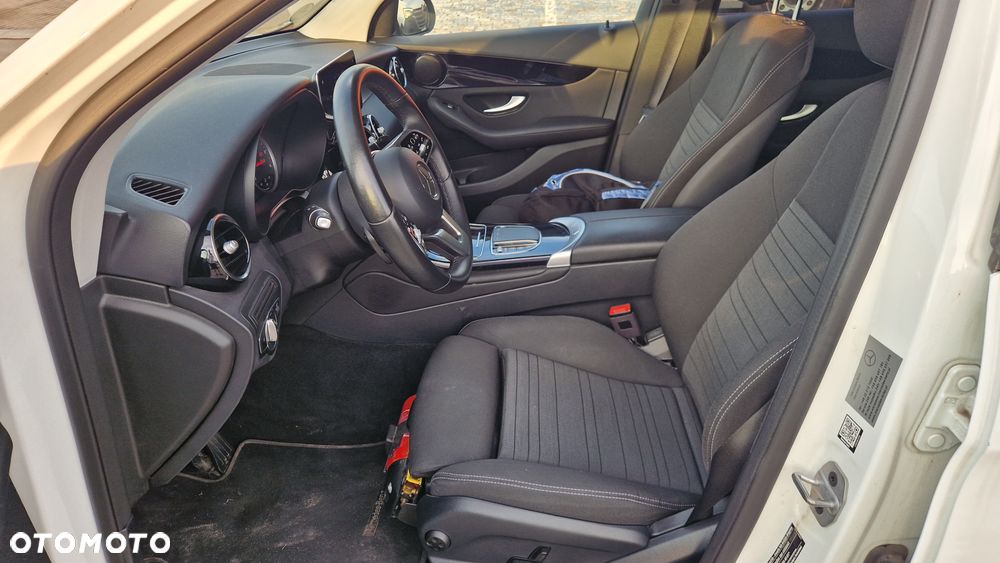 Mercedes-Benz GLC 200 d 4-Matic - 9