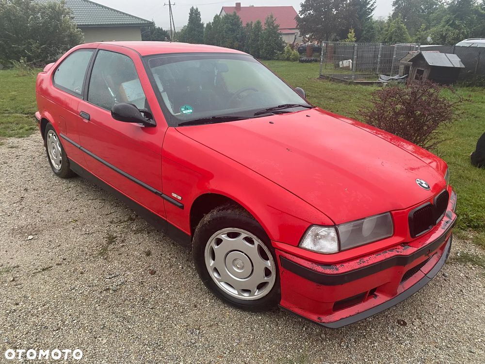 BMW Seria 3 316i - 1