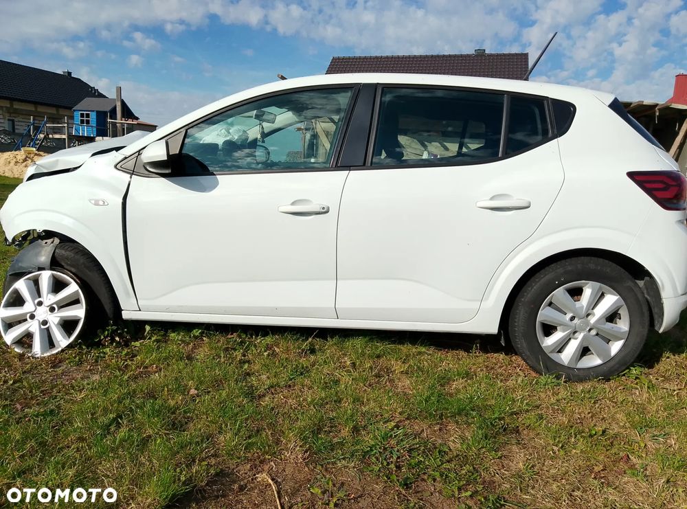 Dacia Sandero - 3