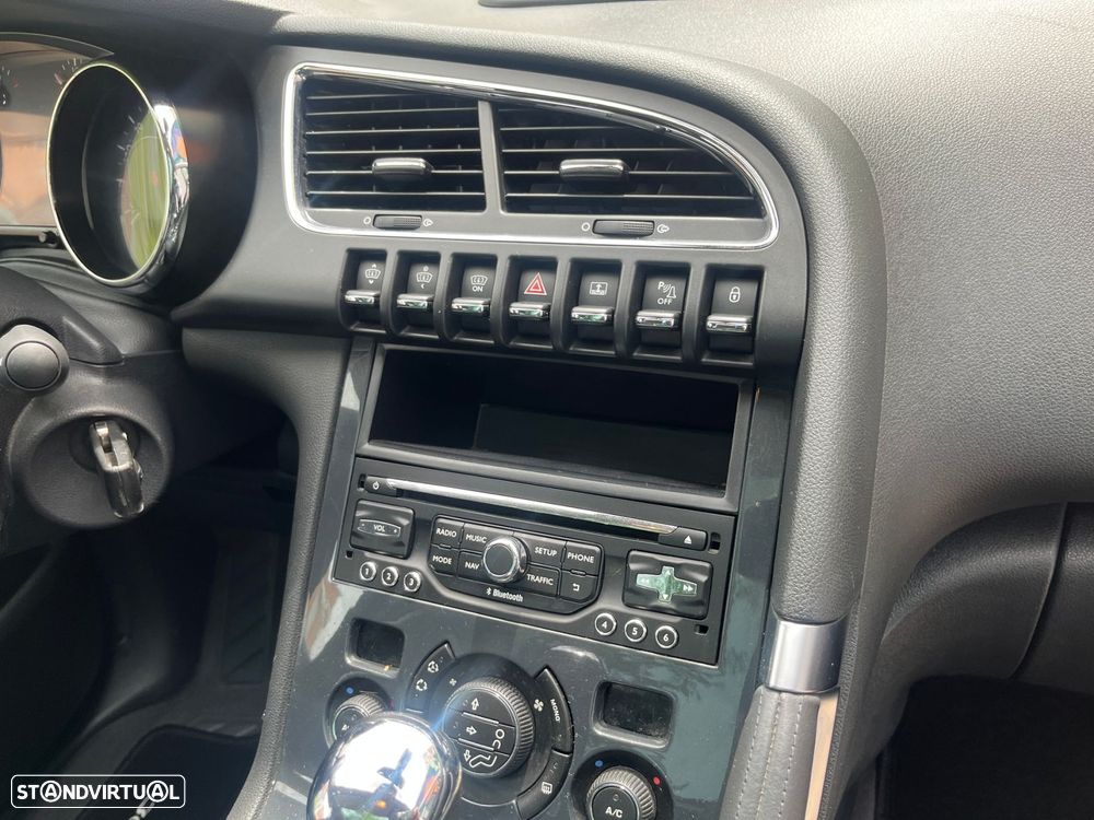 Peugeot 3008 1.6 BlueHDi Allure EAT6 - 29