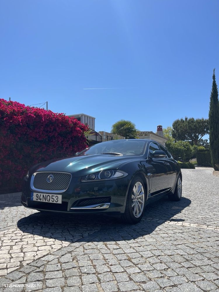 Jaguar XF Sportbrake 2.2 D Luxury - 5