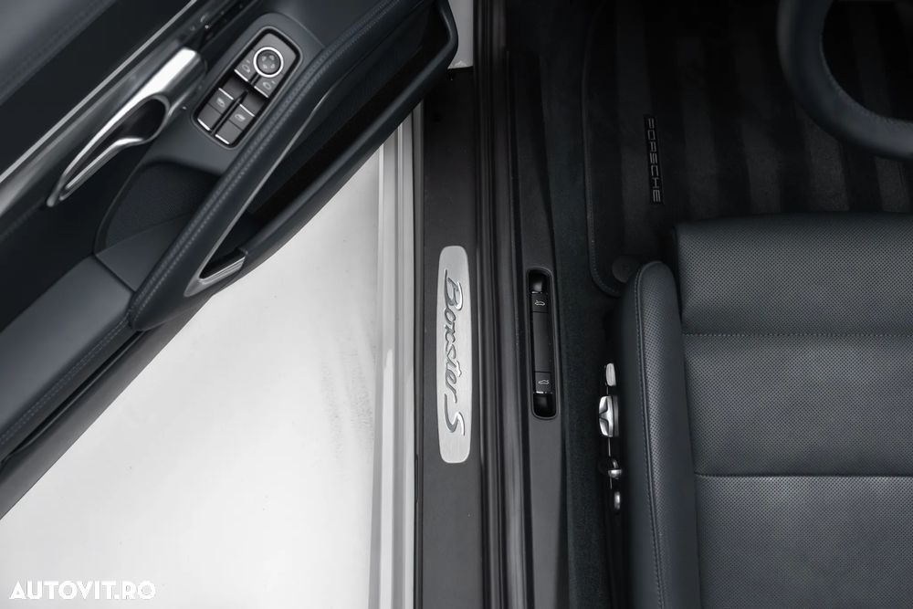 Porsche Boxster S PDK - 13