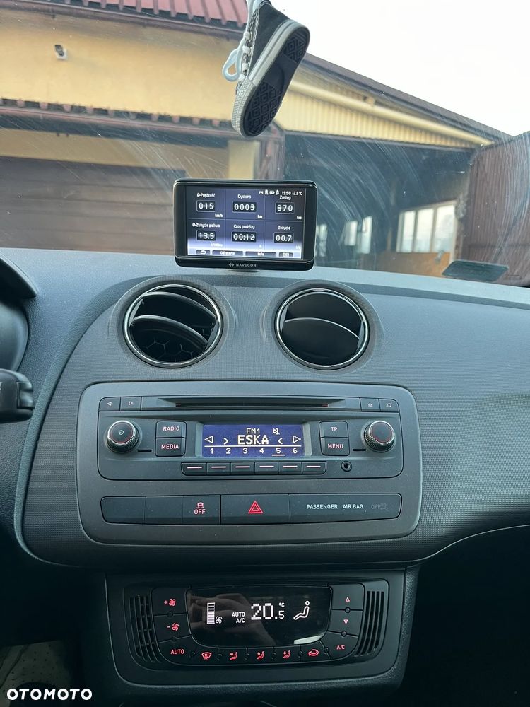 Seat Ibiza SC 1.4 16V Style - 5