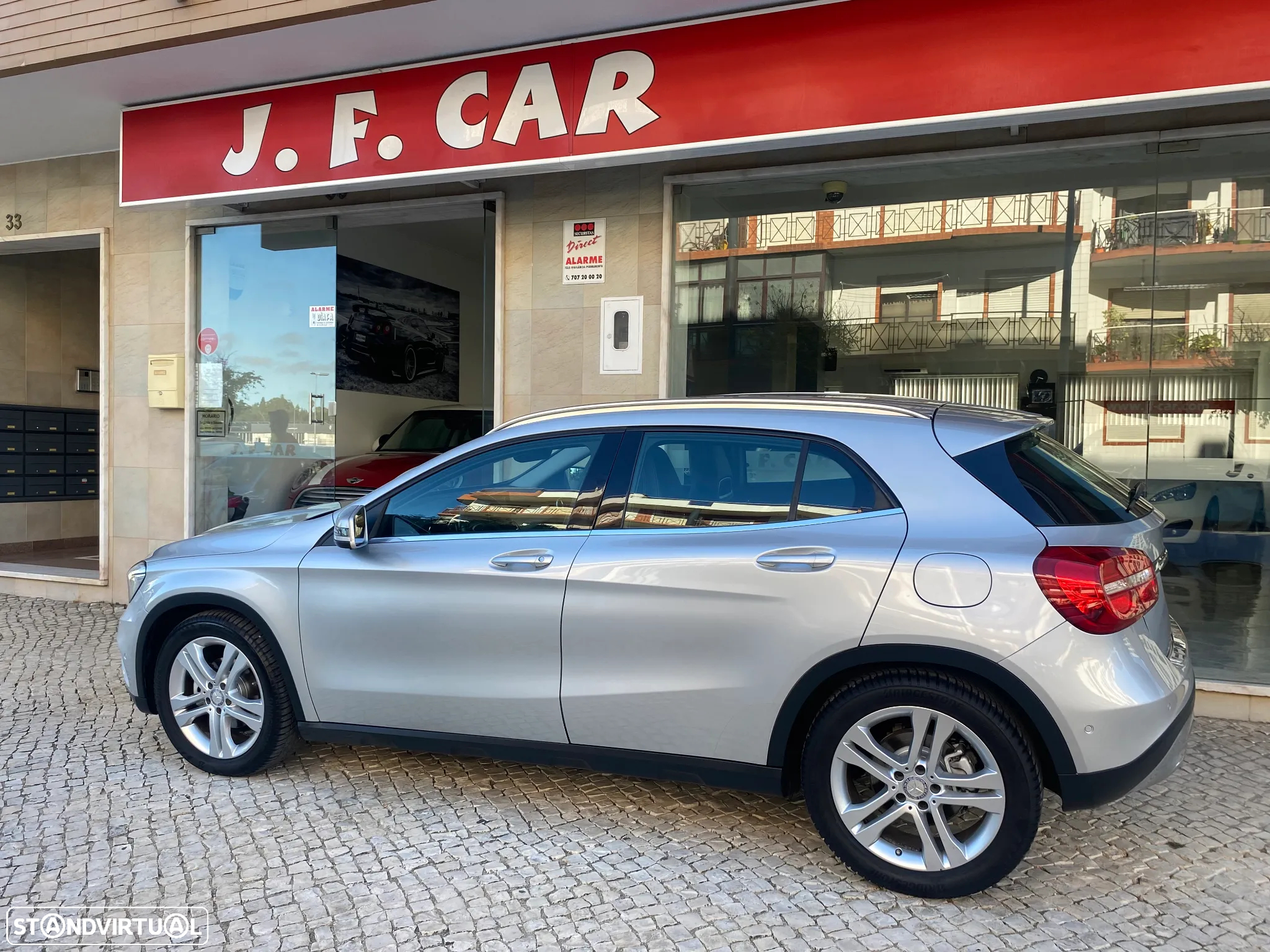 Mercedes-Benz GLA 180 (CDI) d 7G-DCT Urban - 3