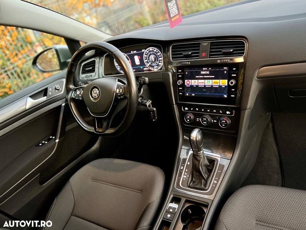 Volkswagen Golf 1.6 TDI SCR DSG Join - 8