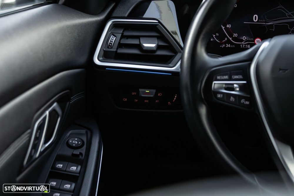 BMW 320 e Line Sport Auto - 26