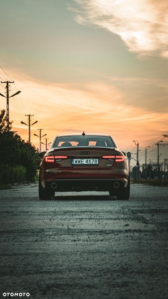 Audi A4 Limousine - 10